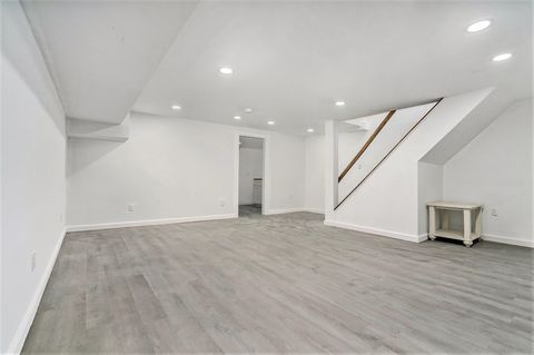 listing image 30