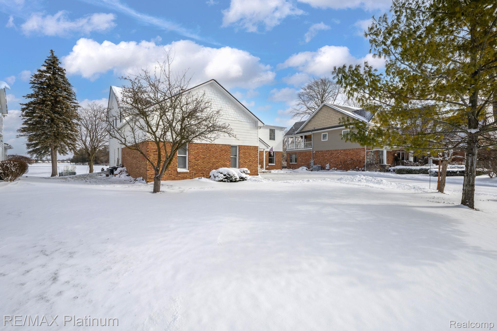 2863 Walmsley Circle Drive