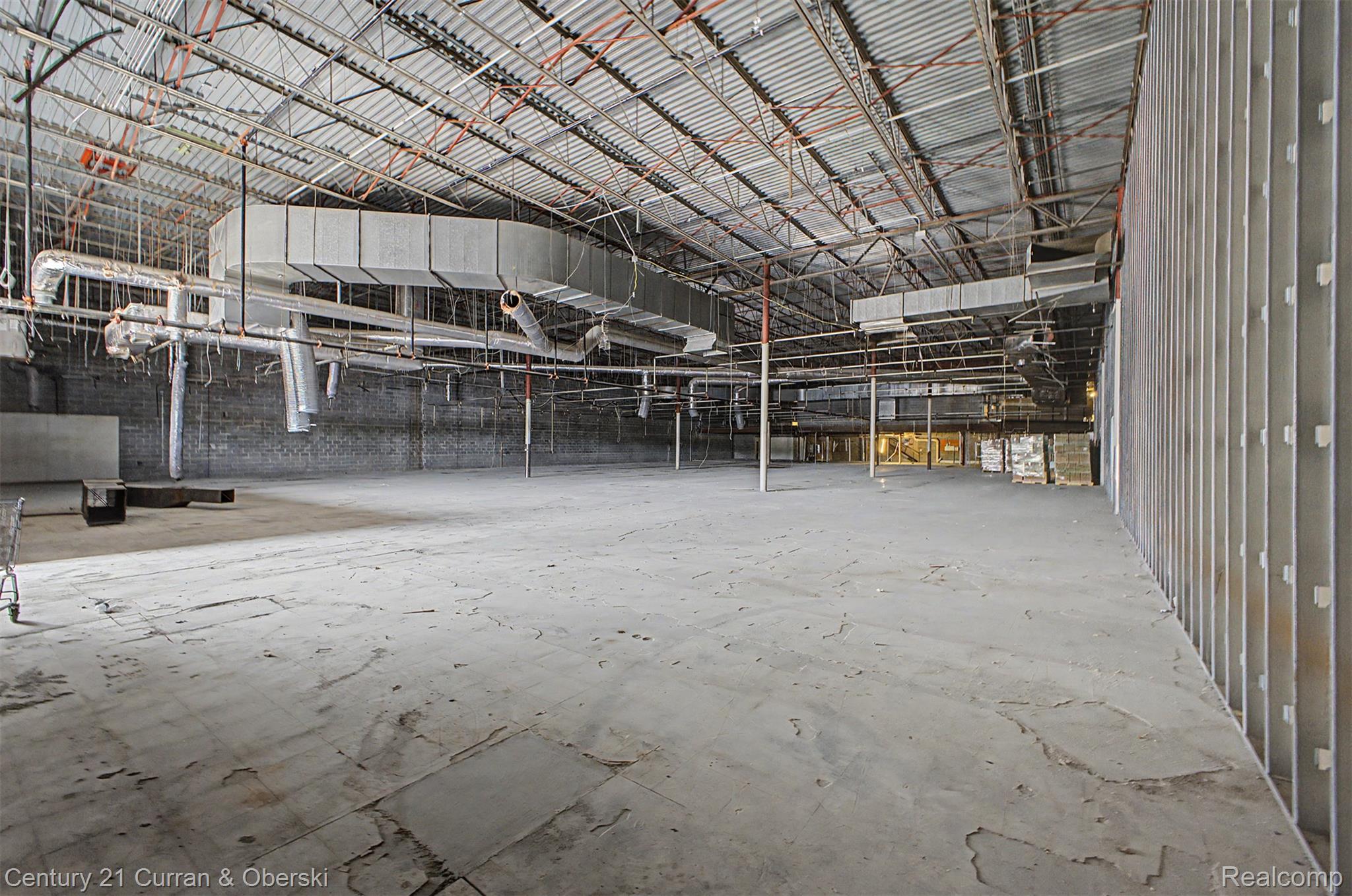 5870 Middlebelt Road
