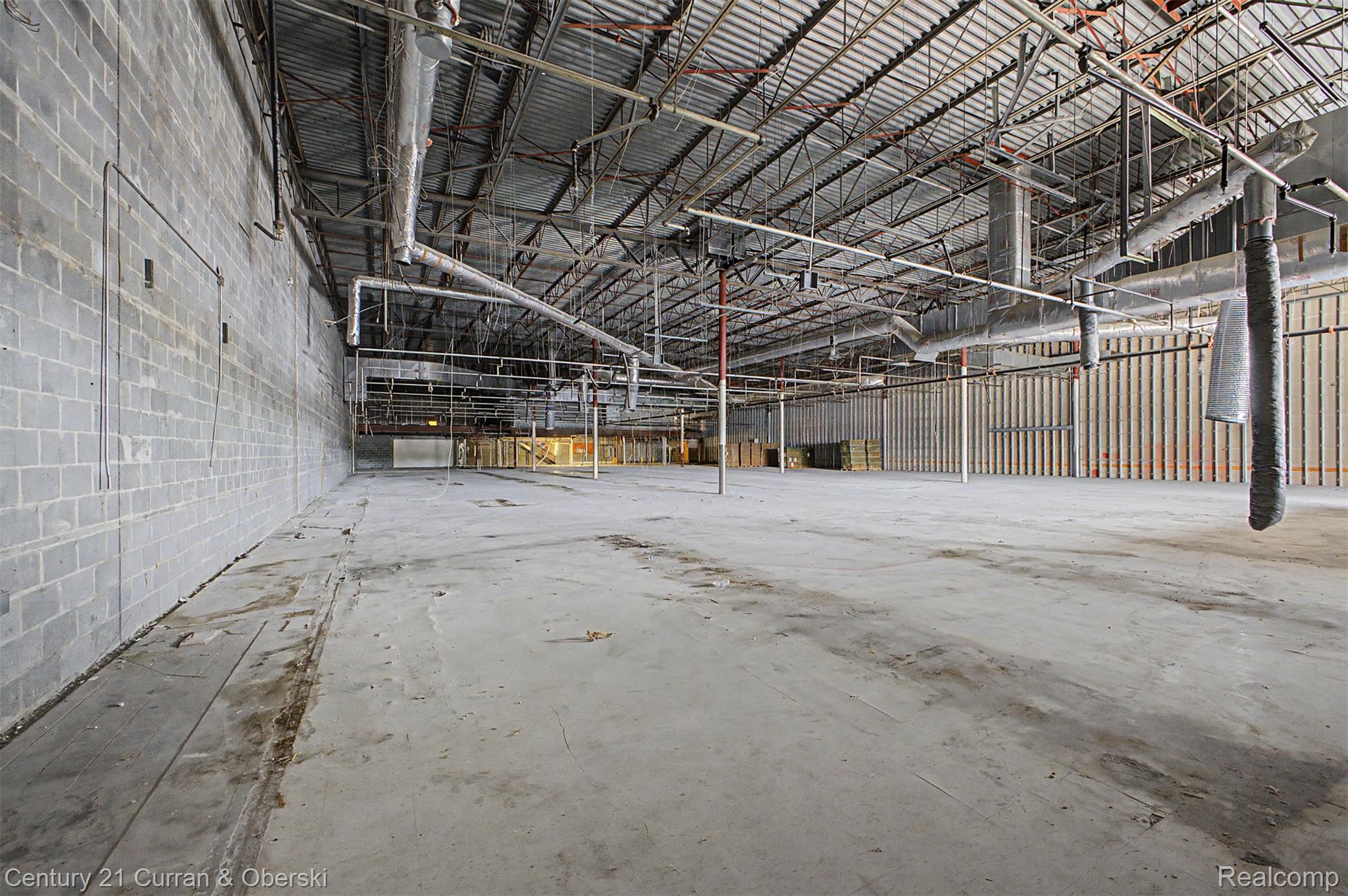 5870 Middlebelt Road