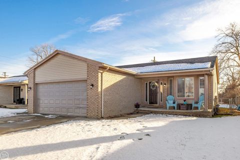 Photo of 13850 Hartill Drive, Warren City, MI 48089 (MLS # 58050199577)