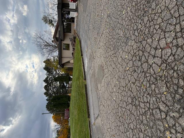 610 E Grand Blanc Road