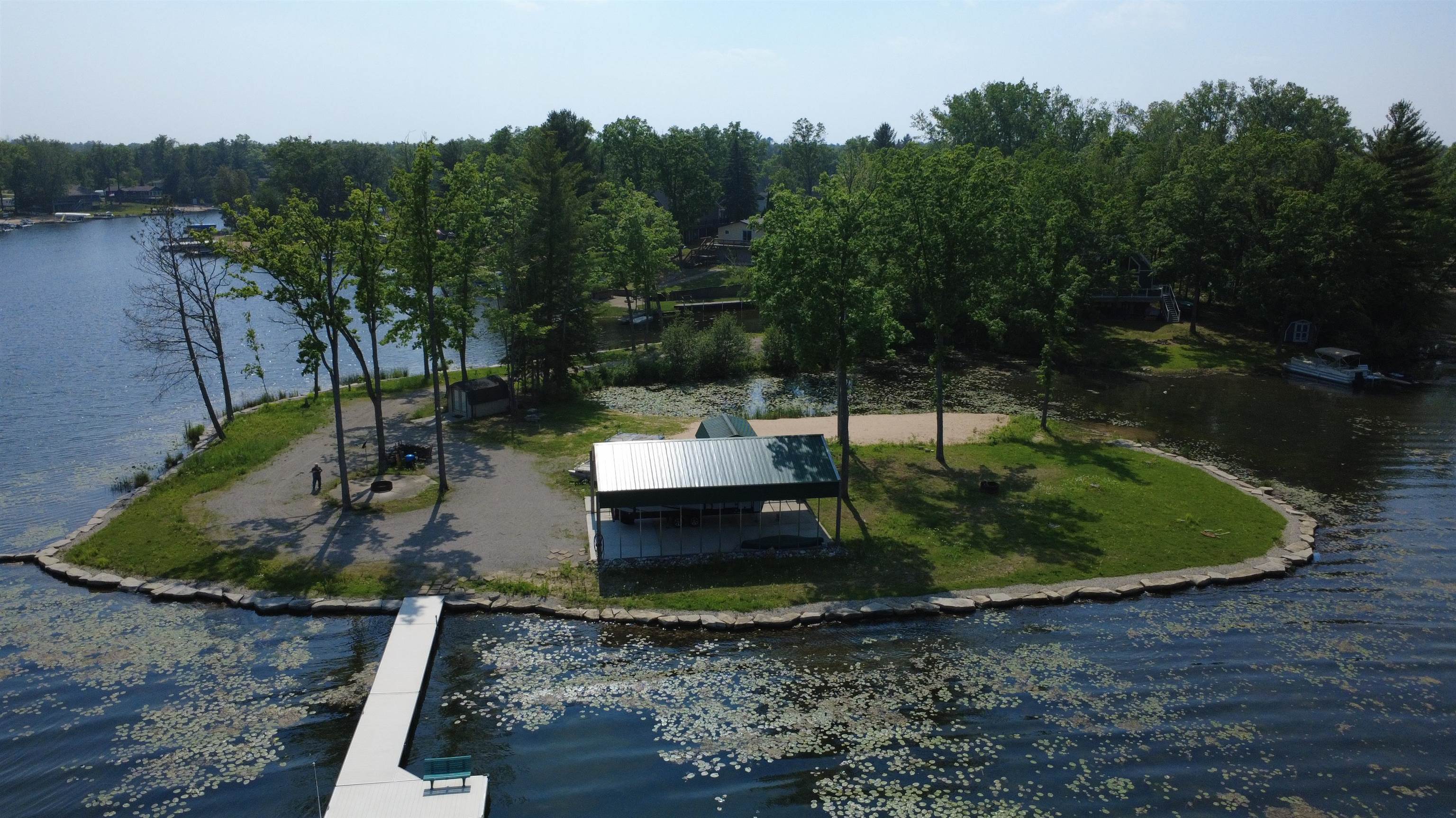 1872 Indianwood Trail