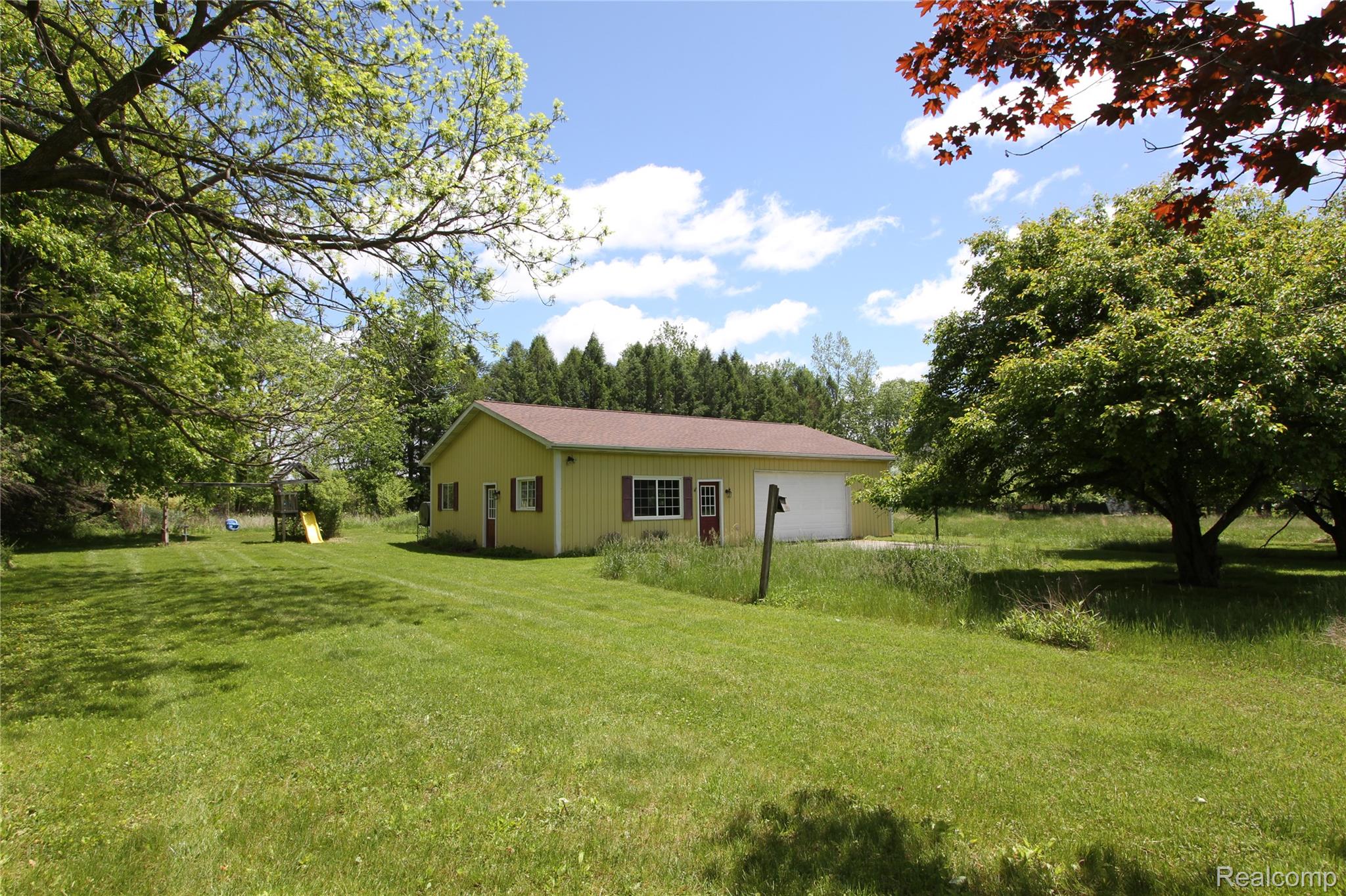 370 N YOUNGS Road