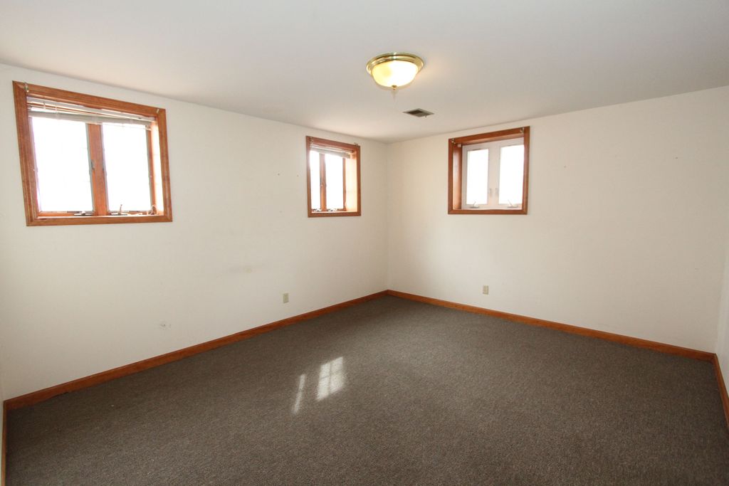 listing image 52