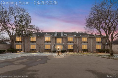 40750 Woodward Avenue 25 Bloomfield Charter Township MI 48304