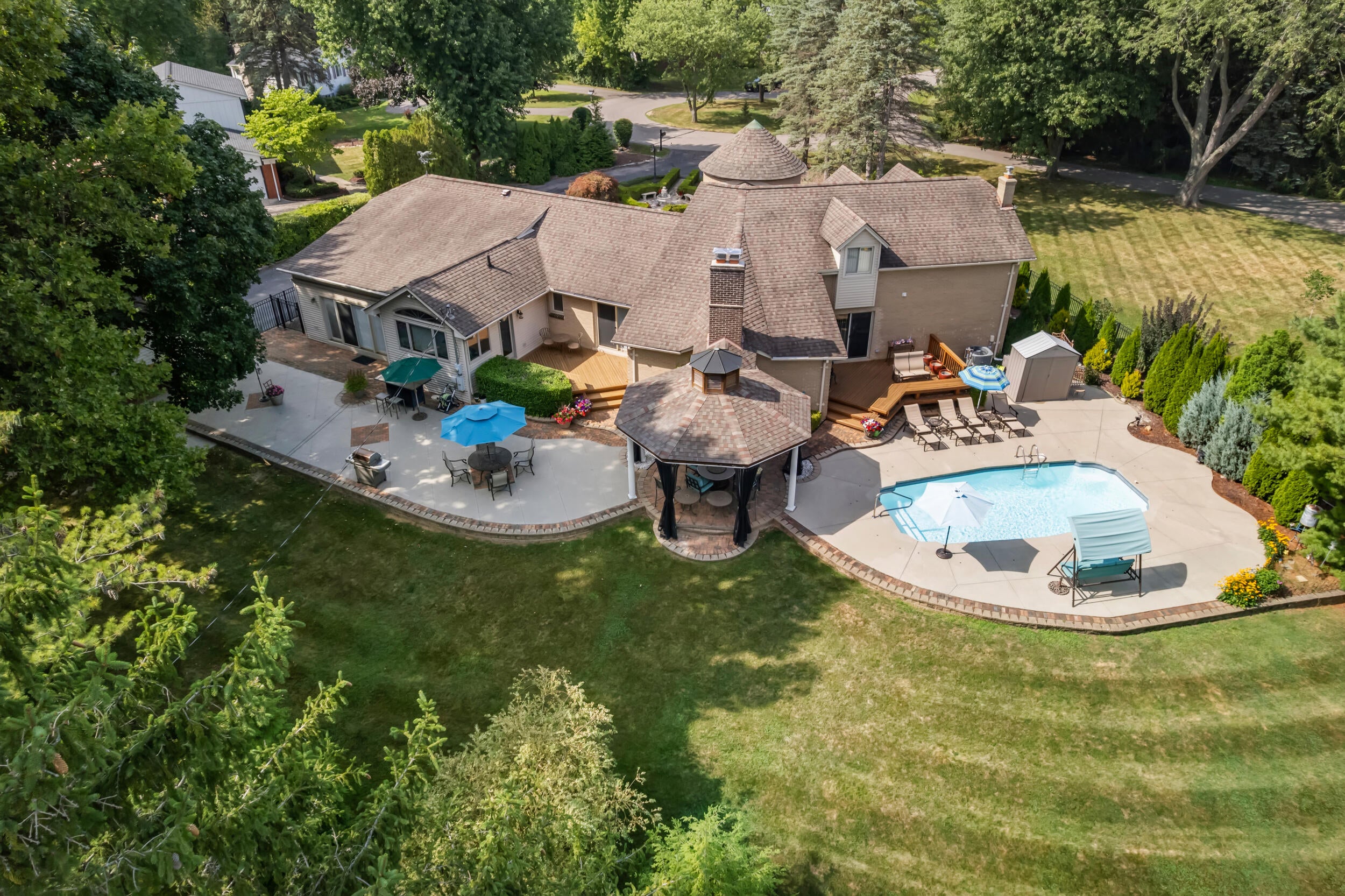 2955 Mohawk Circle