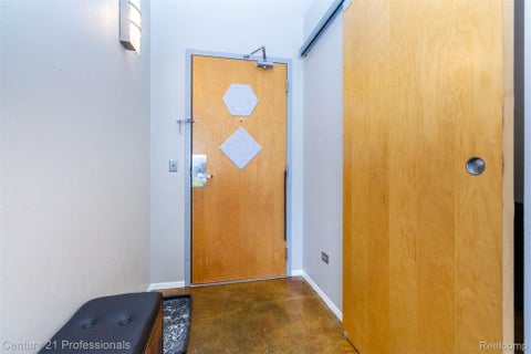 Tiny photo for 322 E Harrison Avenue #20, Royal Oak City, MI 48067 (MLS # 20261085101)