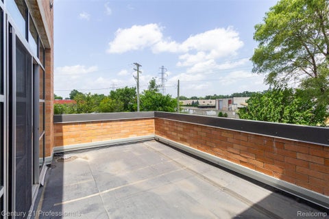 Tiny photo for 322 E Harrison Avenue #20, Royal Oak City, MI 48067 (MLS # 20261085101)