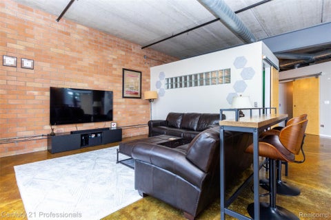 Tiny photo for 322 E Harrison Avenue #20, Royal Oak City, MI 48067 (MLS # 20261085101)