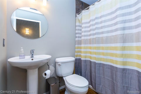 Tiny photo for 322 E Harrison Avenue #20, Royal Oak City, MI 48067 (MLS # 20261085101)