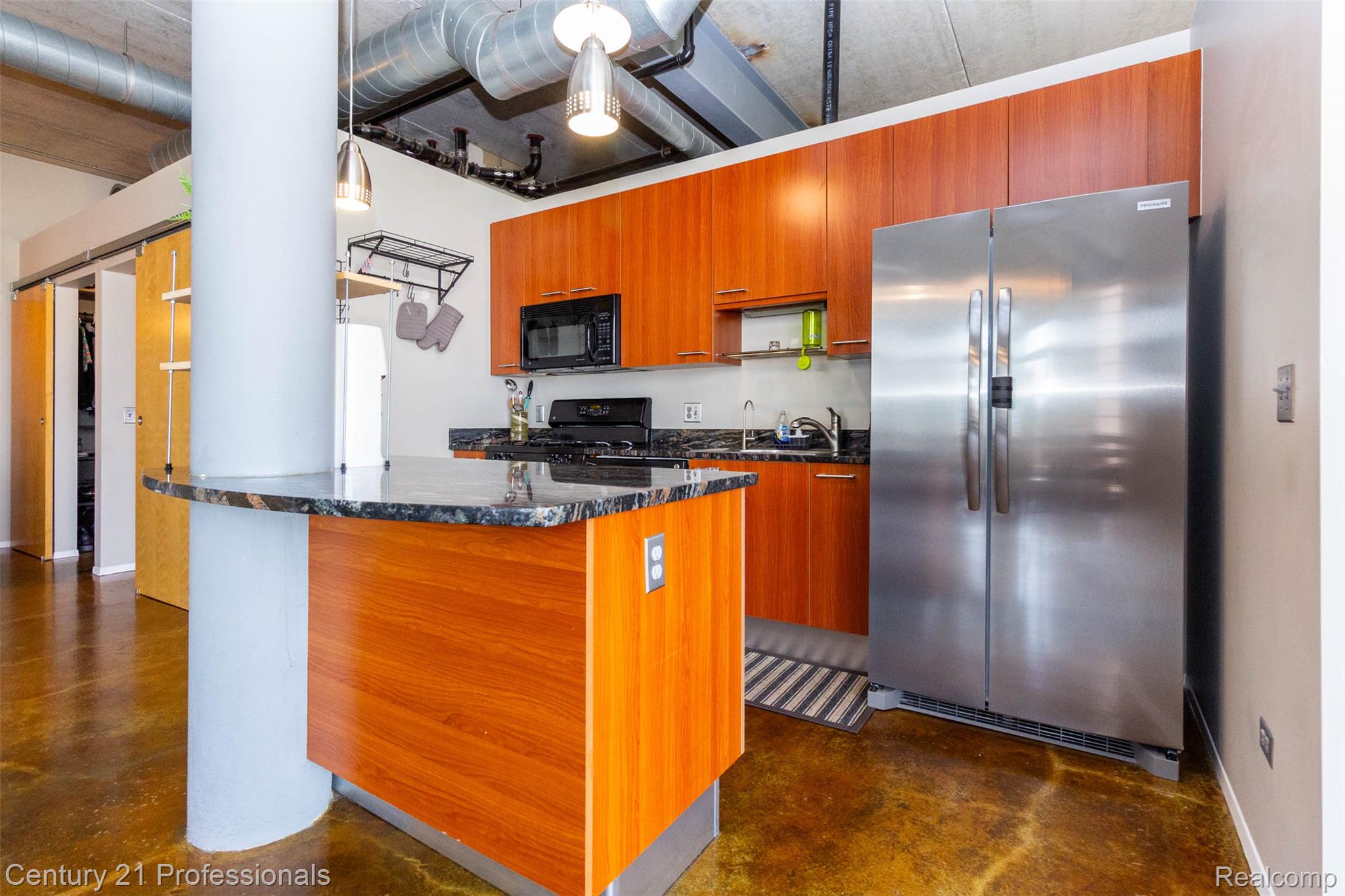 322 E Harrison Avenue 20