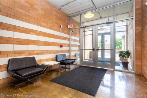 Tiny photo for 322 E Harrison Avenue #20, Royal Oak City, MI 48067 (MLS # 20261085101)