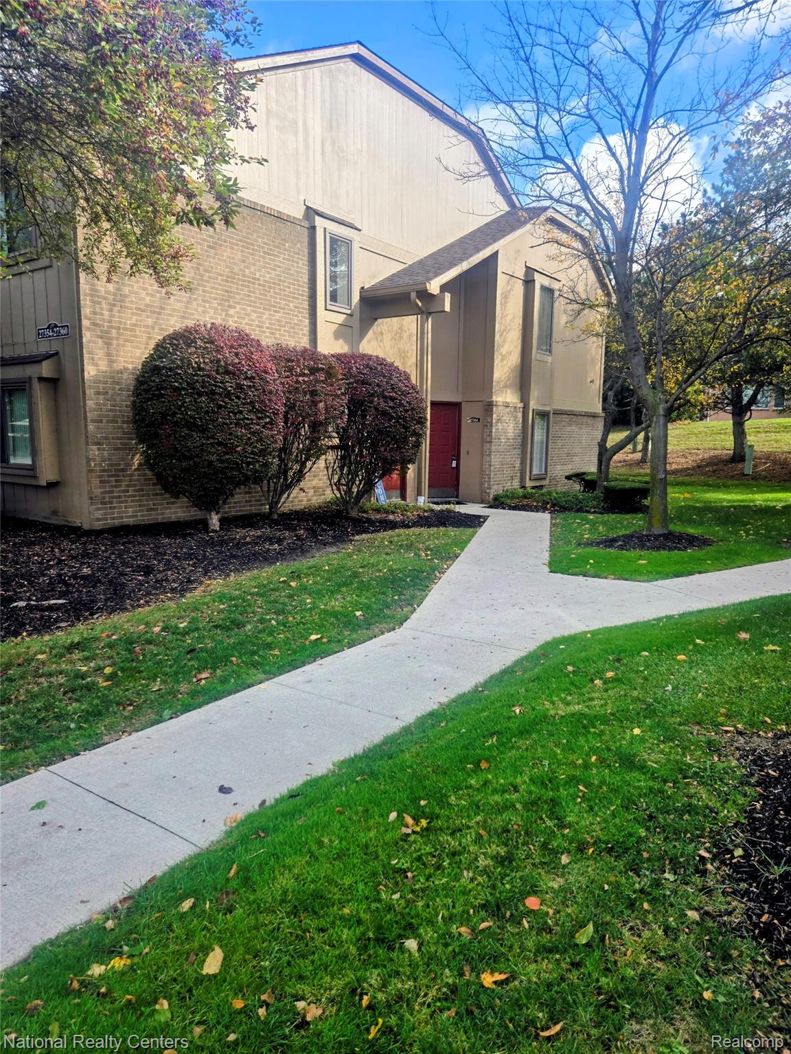 27354 Evergreen Road