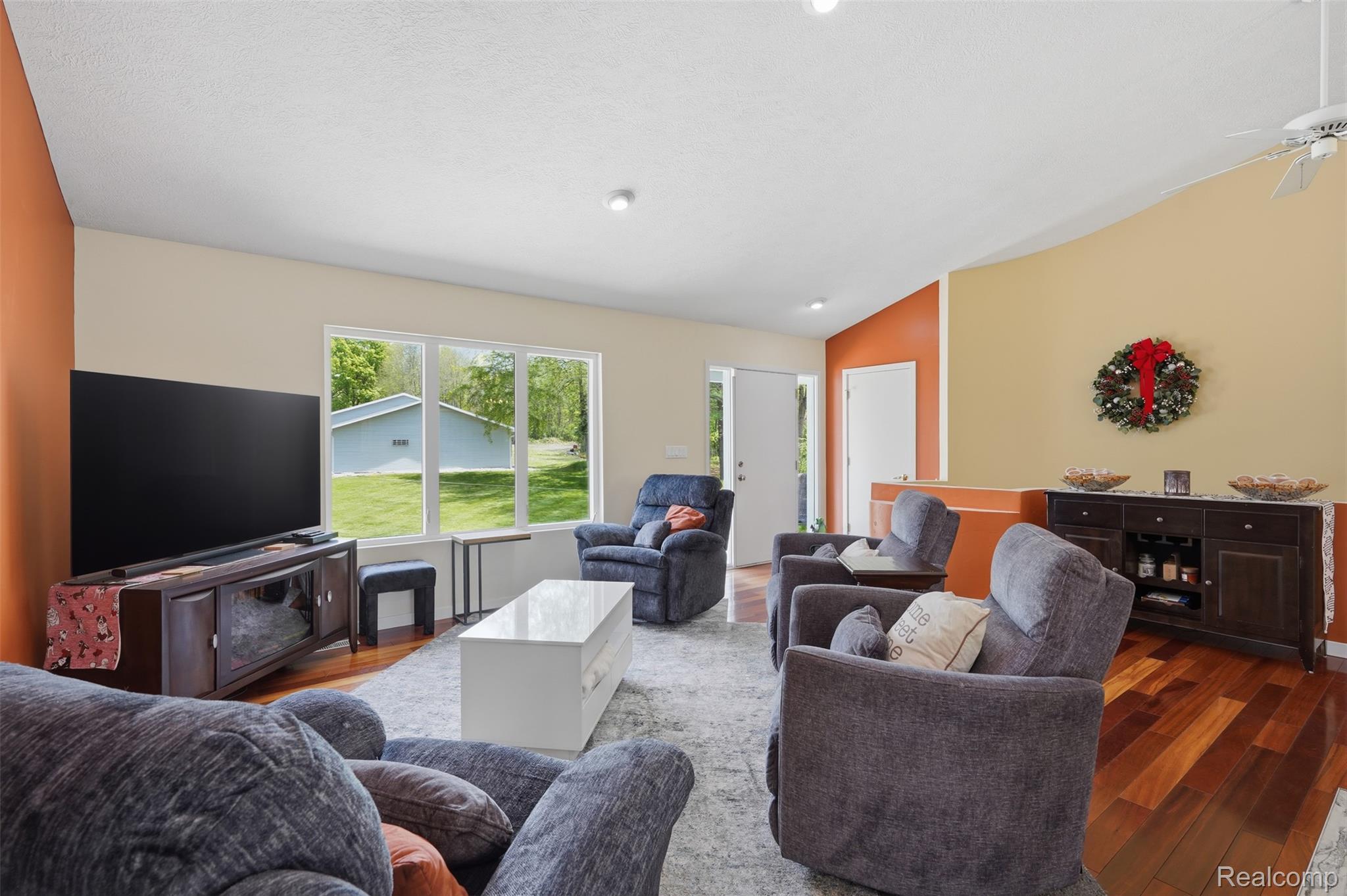 13158 Wood Road