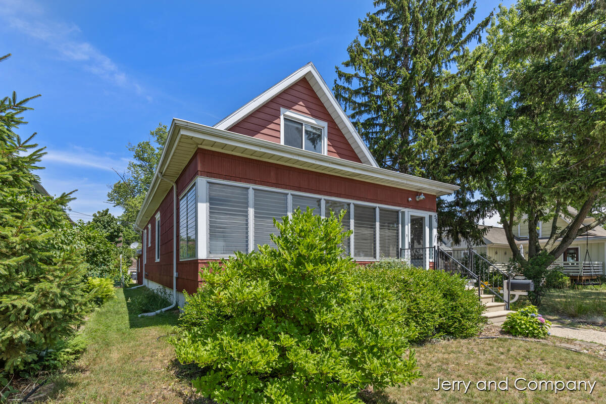 541 Howard Avenue