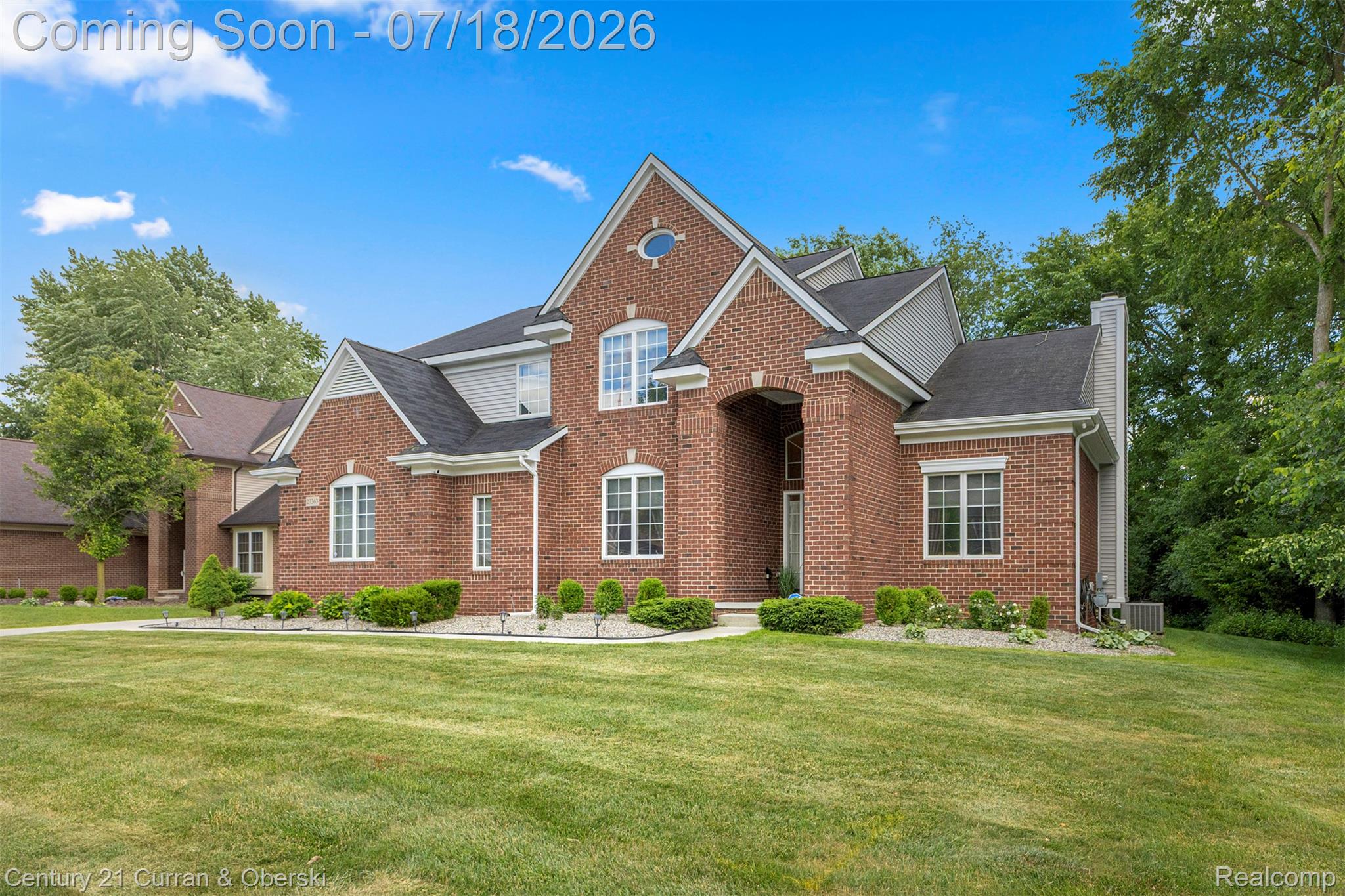 27363 Oxford Drive
