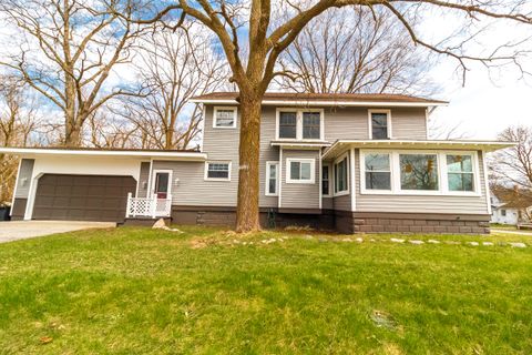 938 W OREGON Street Lapeer City Lapeer MI 48446