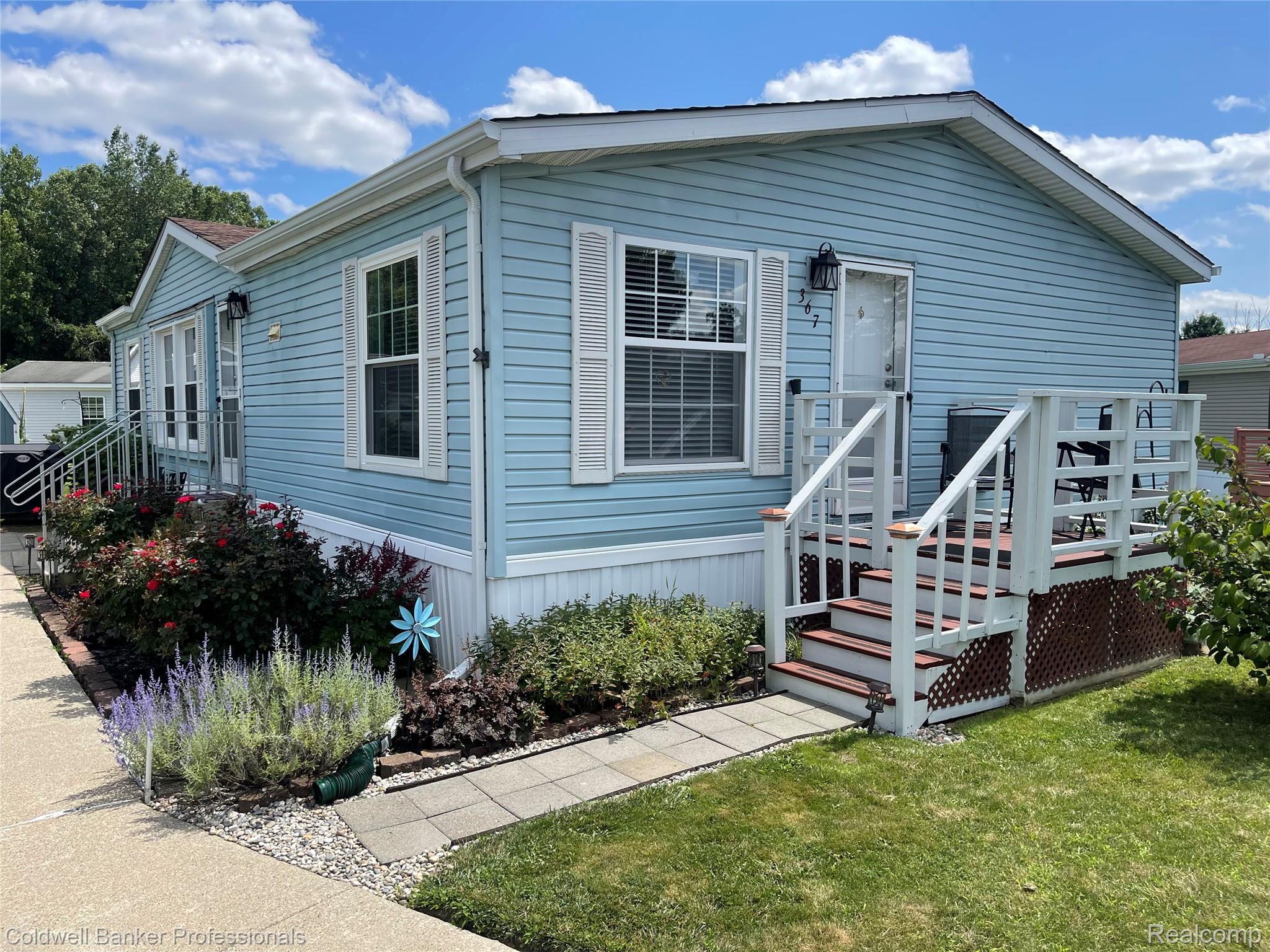 367 Pear Tree Ln