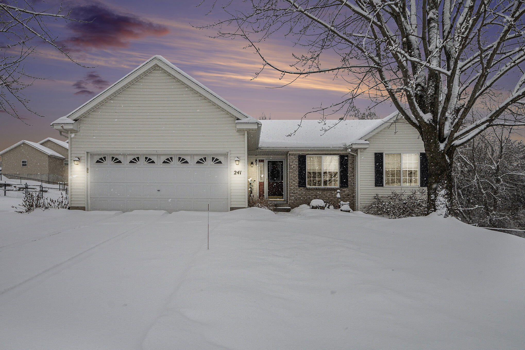 241 Glendale Drive NE