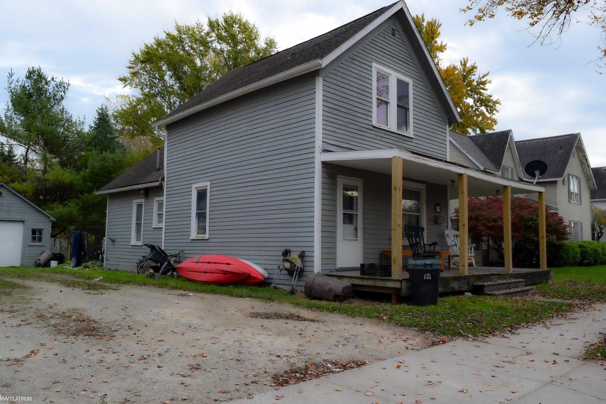 136 N Howard Avenue