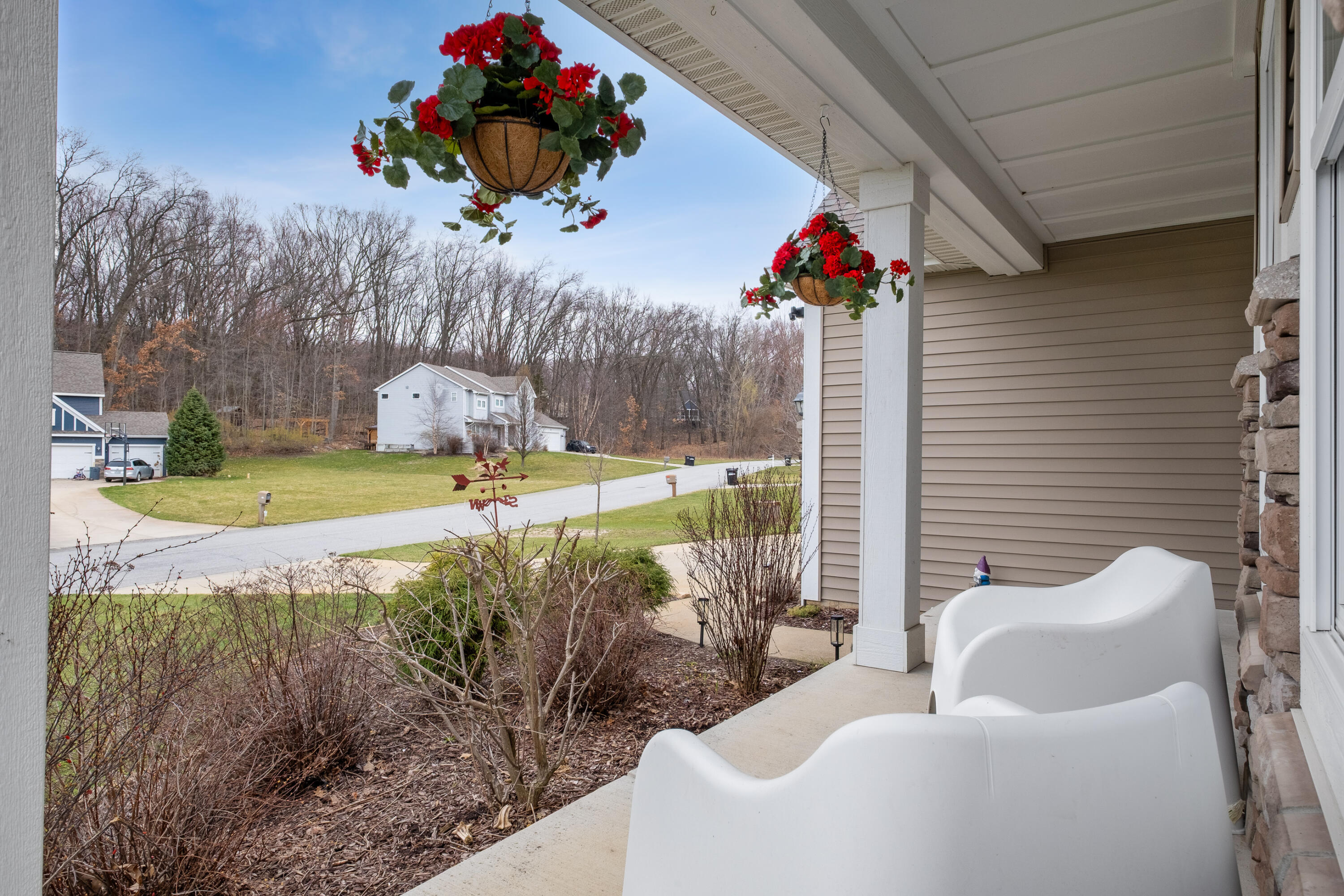 9326 Trafalgar Drive SE