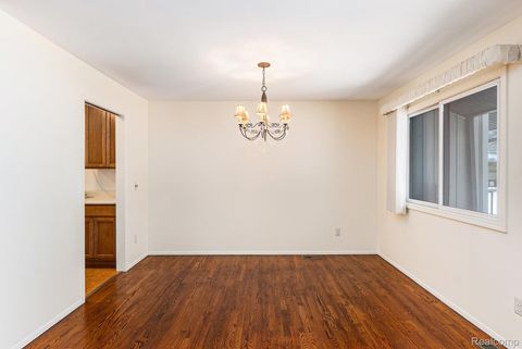 Tiny photo for 4659 Laurel Club Circle #12, West Bloomfield Charter Township, MI 48323 (MLS # 20251060731)