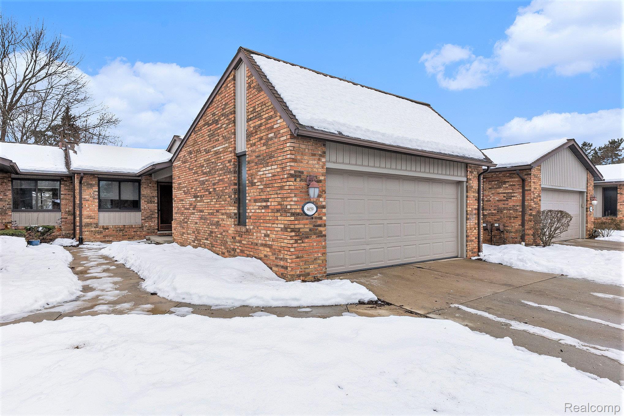 4659 Laurel Club Circle 12