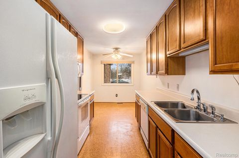 Tiny photo for 4659 Laurel Club Circle #12, West Bloomfield Charter Township, MI 48323 (MLS # 20251060731)