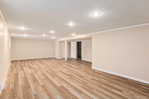 Tiny photo for 4659 Laurel Club Circle #12, West Bloomfield Charter Township, MI 48323 (MLS # 20251060731)