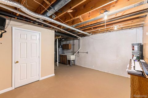 Tiny photo for 4659 Laurel Club Circle #12, West Bloomfield Charter Township, MI 48323 (MLS # 20251060731)