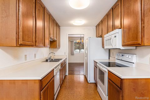 Tiny photo for 4659 Laurel Club Circle #12, West Bloomfield Charter Township, MI 48323 (MLS # 20251060731)