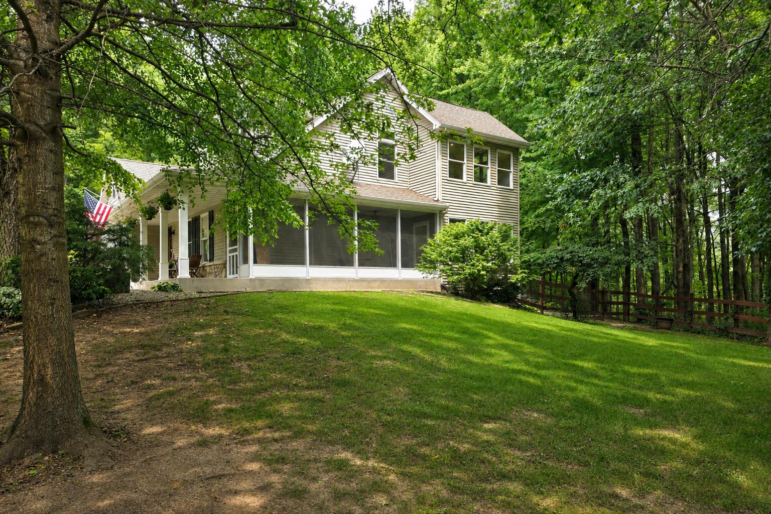 63483 Robbins Lake Road