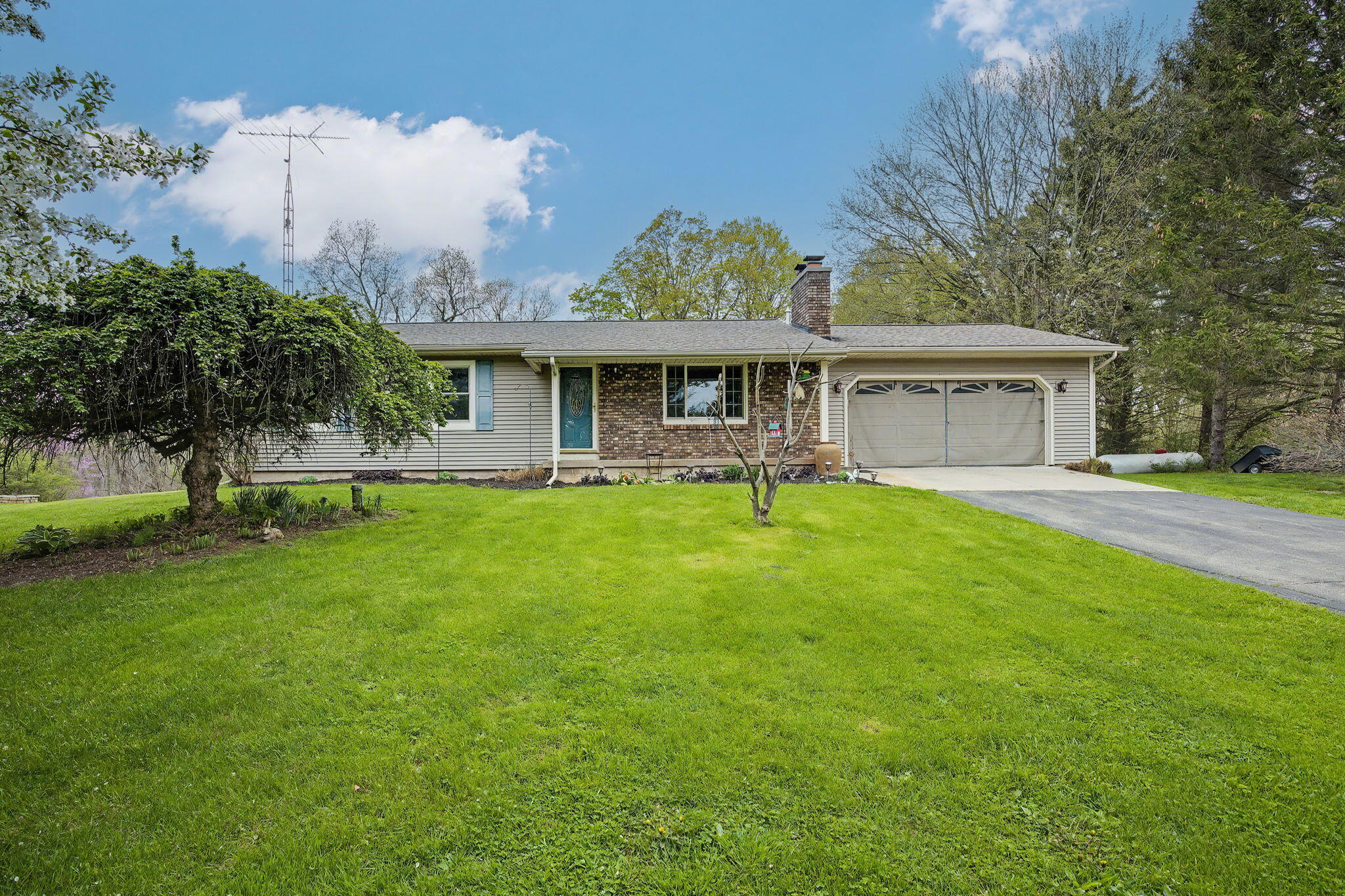 6950 S Lacey Lake Road