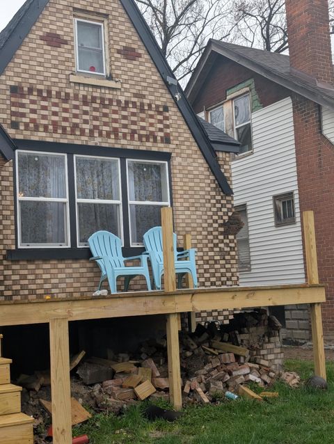 Photo of 9941 Pinehurst Avenue, Detroit City, MI 48204 (MLS # 81026014749)