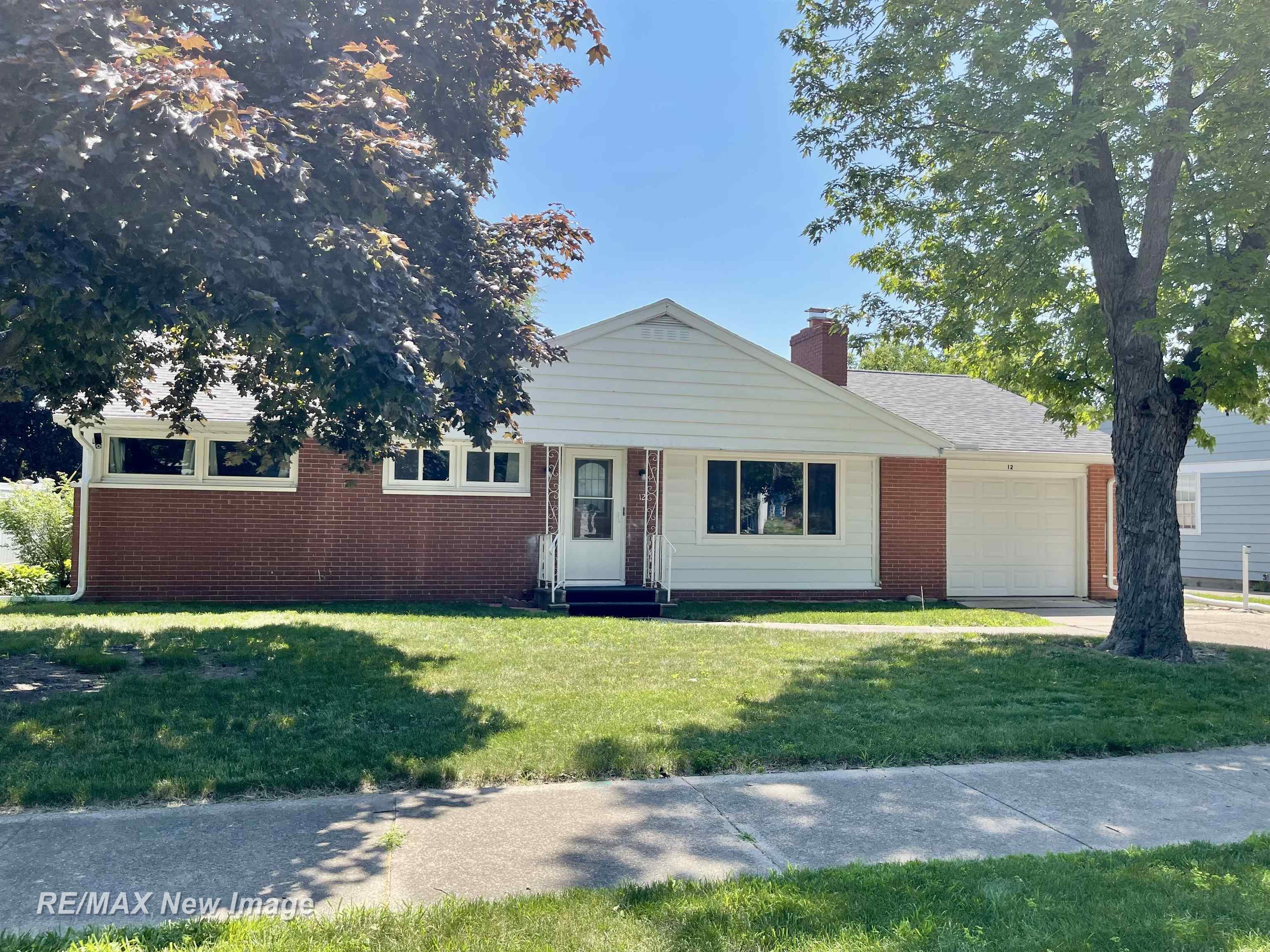 12 Ruggles Road