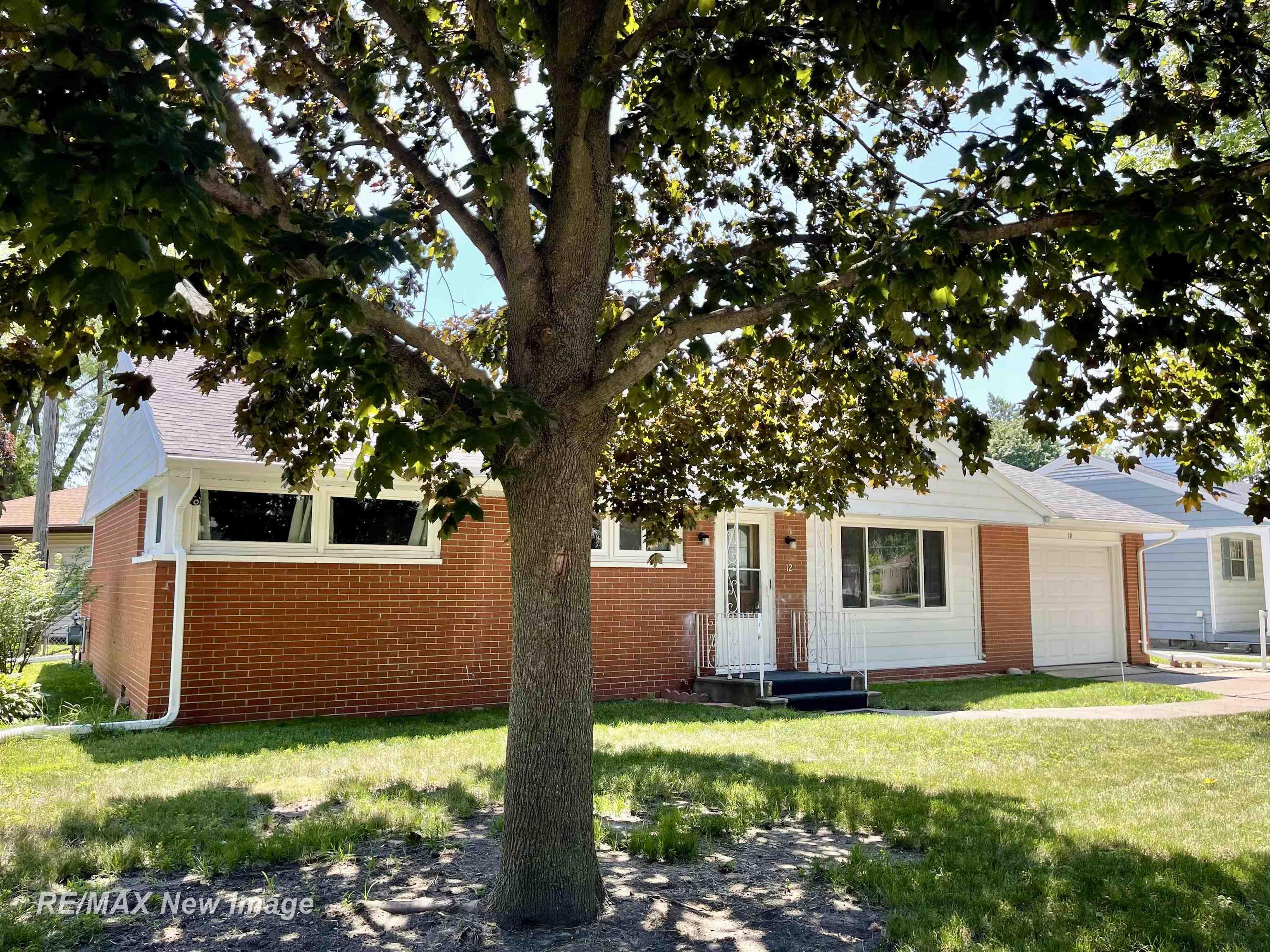 12 Ruggles Road