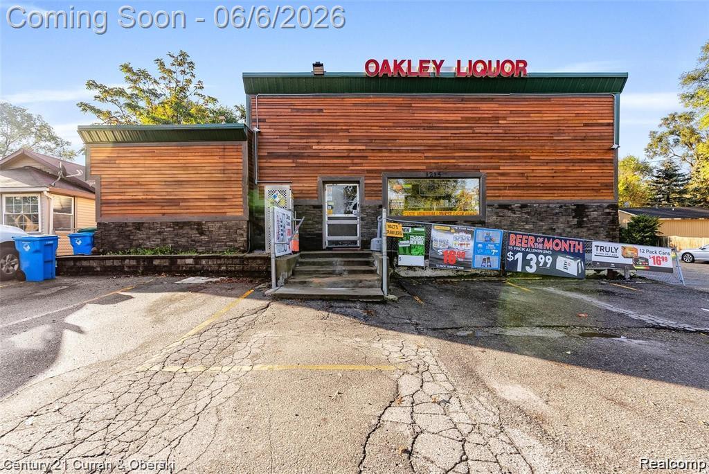 1215 W Oakley Park Road