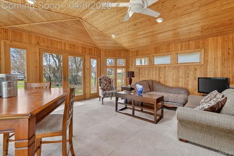 Tiny photo for 221 N Cherry Street, Flushing City, MI 48433 (MLS # 20261021346)