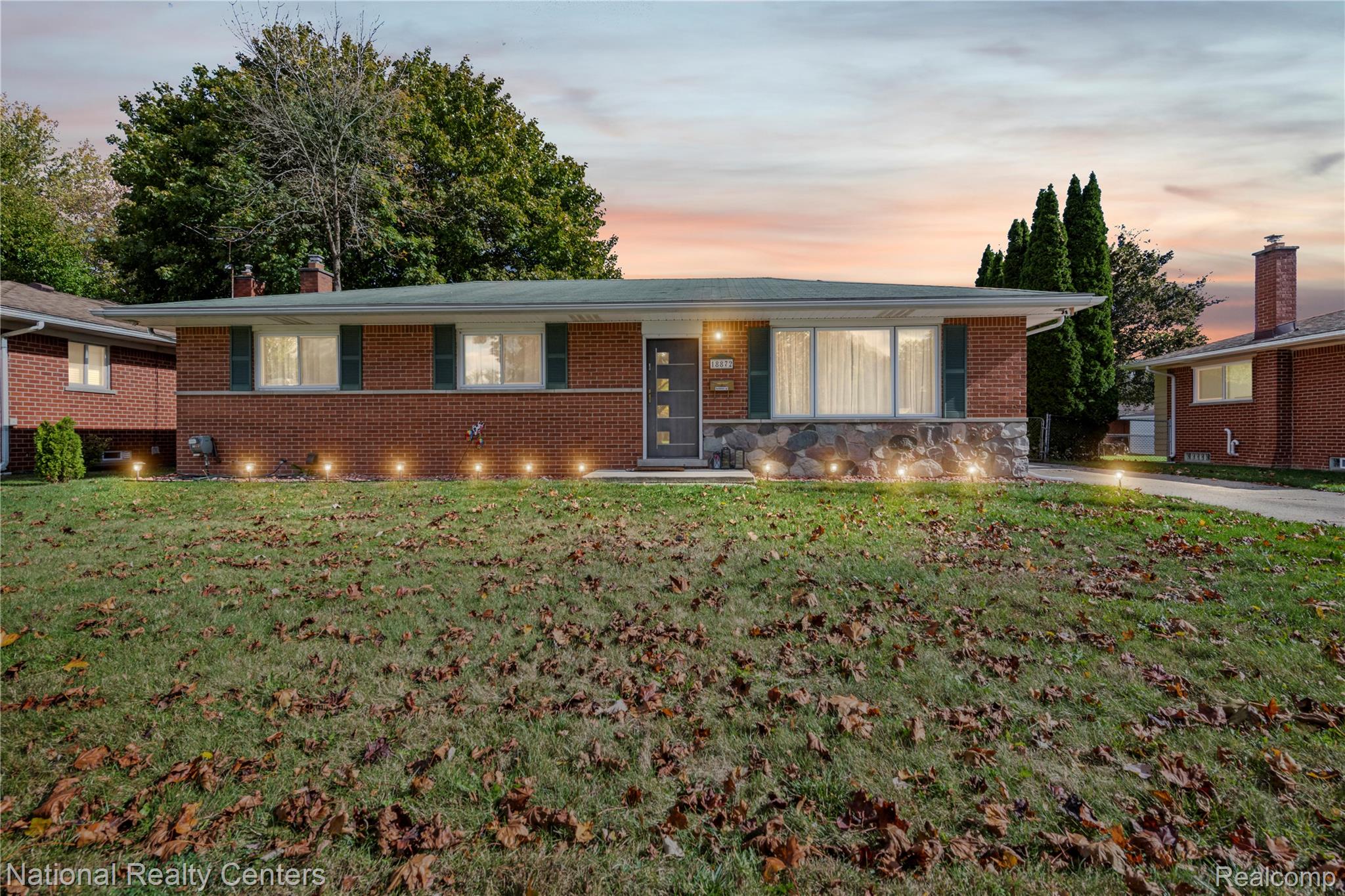 18872 Hillcrest Street