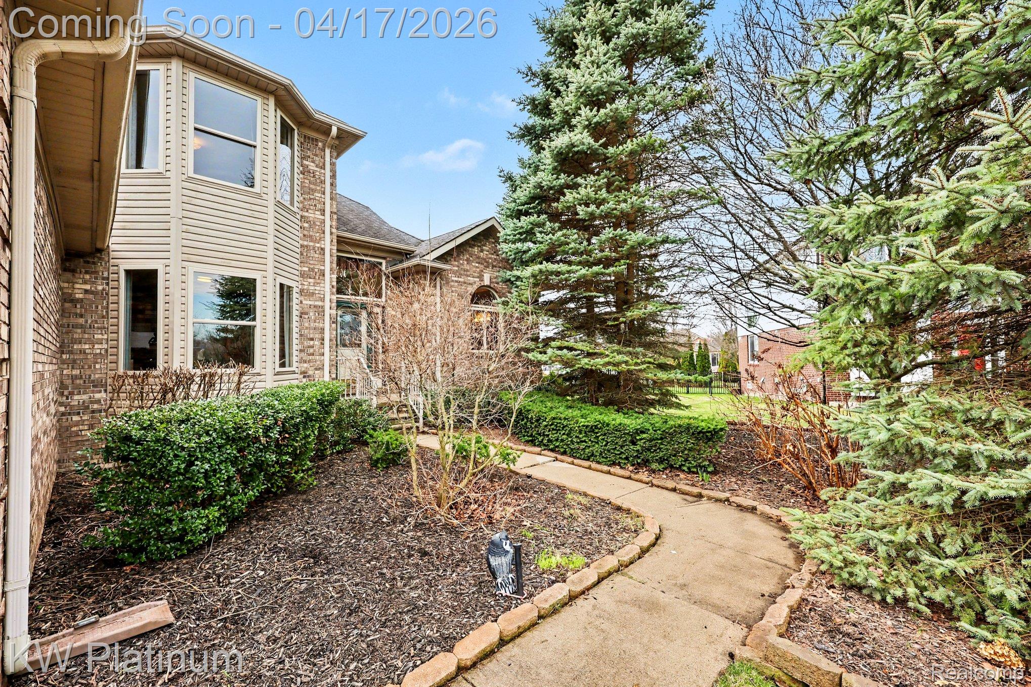 29124 Lesnau Court