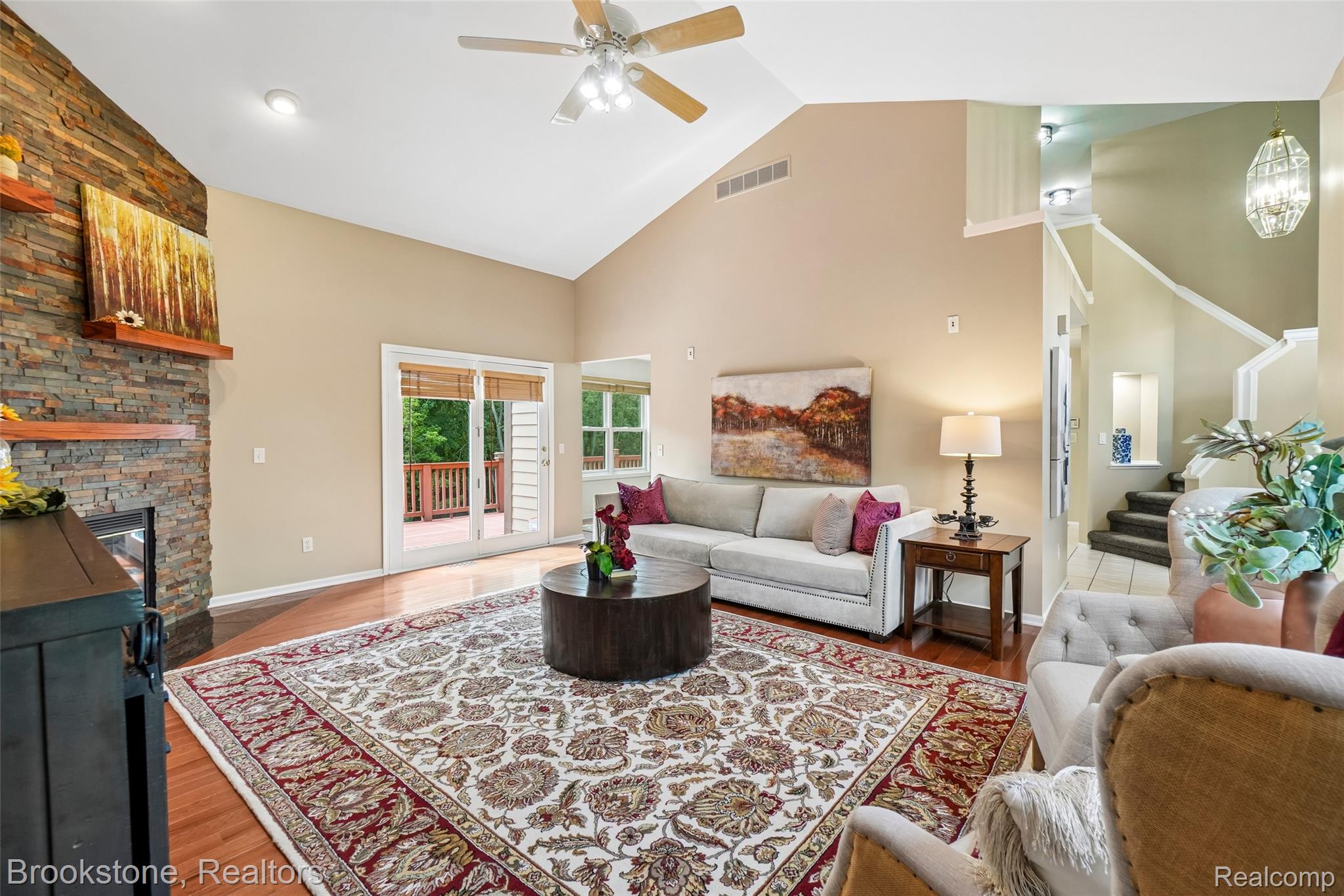 6423 Southampton Drive