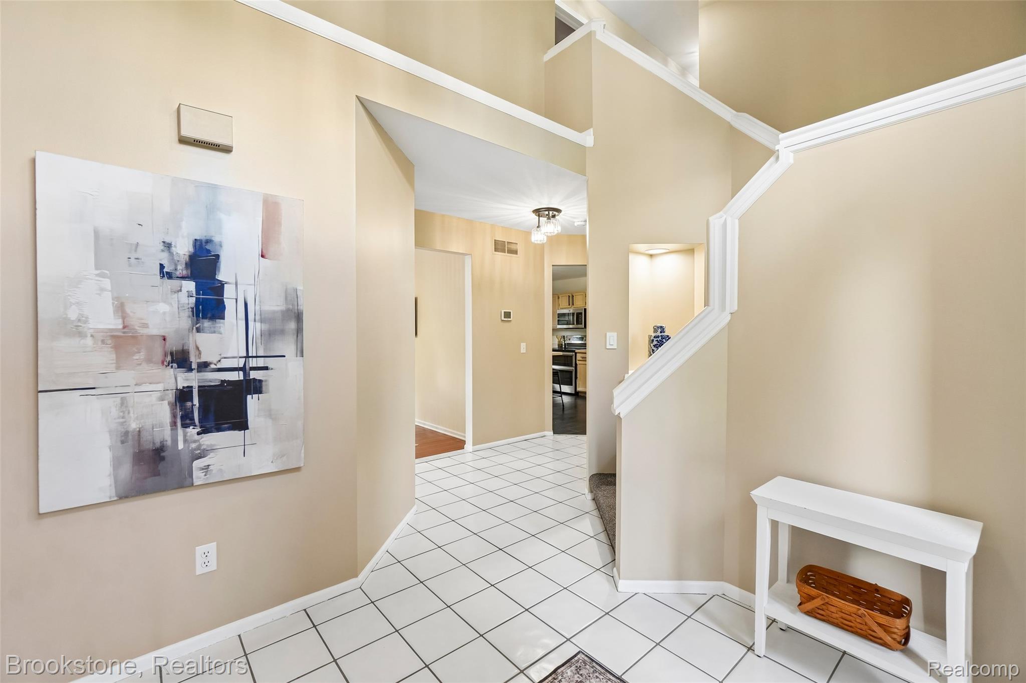 6423 Southampton Drive