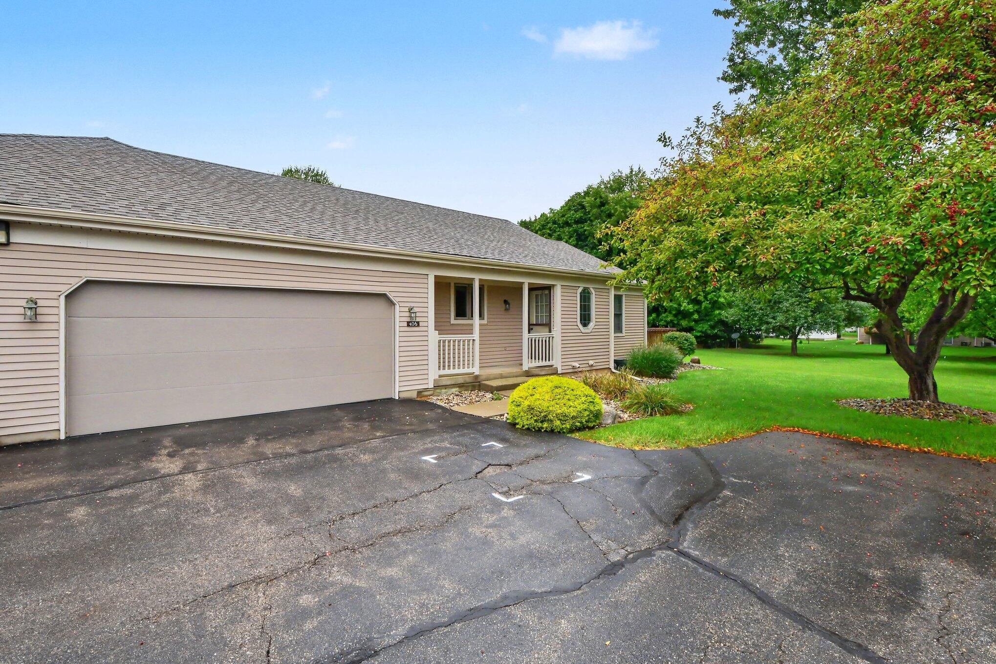 406 Falcon Drive 1