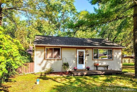 8570 Orchard Road Dexter City MI 48169