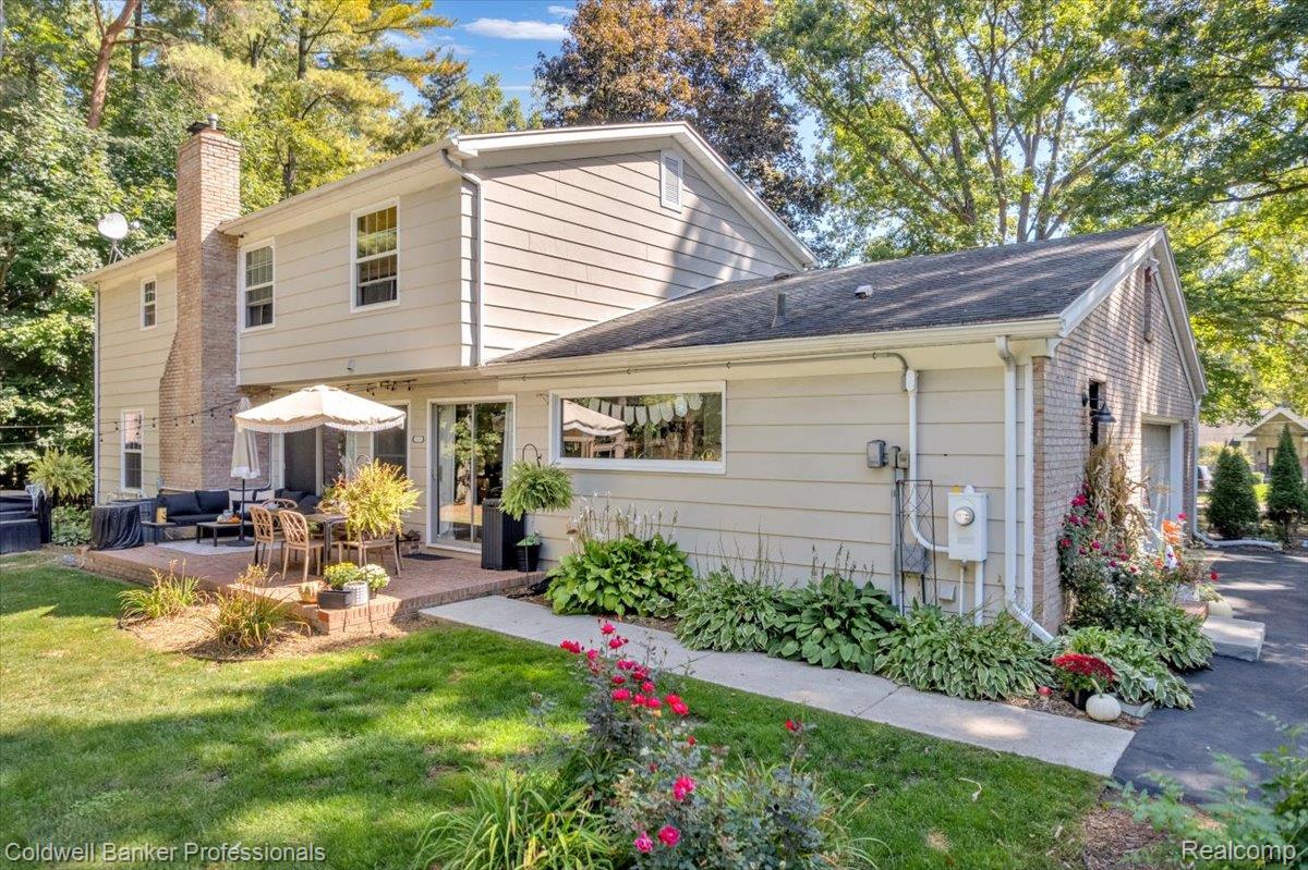 1565 Heather Drive