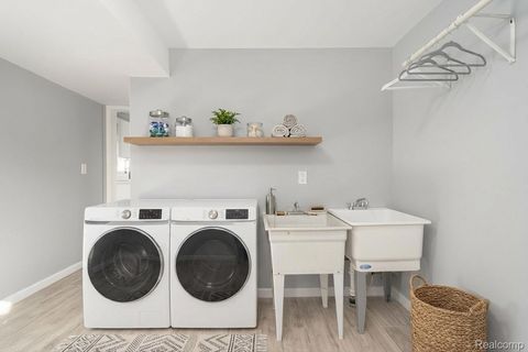 Tiny photo for 18327 E 13 MILE Road, Fraser City, MI 48026 (MLS # 20261021757)