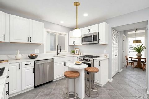 Tiny photo for 18327 E 13 MILE Road, Fraser City, MI 48026 (MLS # 20261021757)