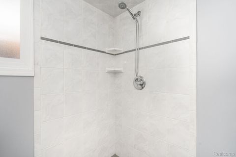 Tiny photo for 18327 E 13 MILE Road, Fraser City, MI 48026 (MLS # 20261021757)