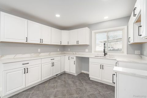 Tiny photo for 18327 E 13 MILE Road, Fraser City, MI 48026 (MLS # 20261021757)